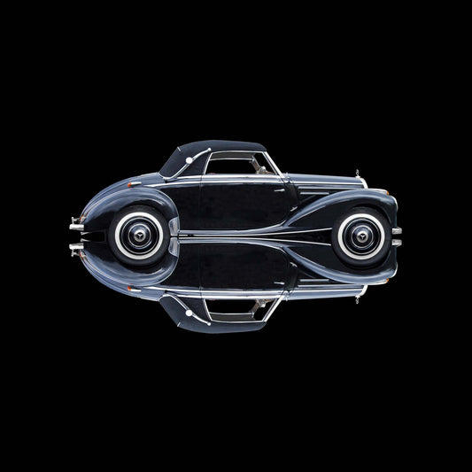 ein schwarzes Mercedes Cabriolet, oldtimer, schwarzer Hintergrund, verchromte Linien, quadratisch